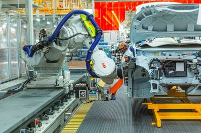 ID.4亮劍在即，上汽大眾先進MEB工廠探秘